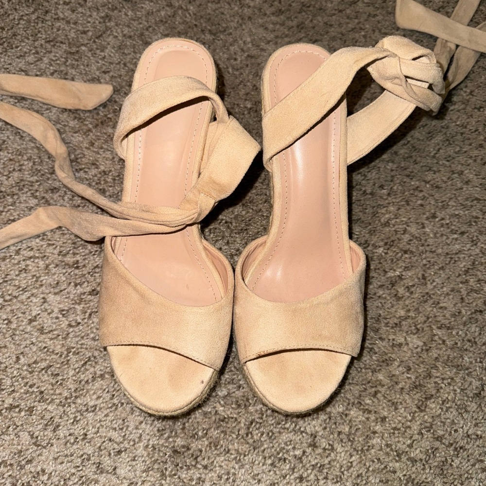 Cream Wedge Sandals with Open-Toe Design
